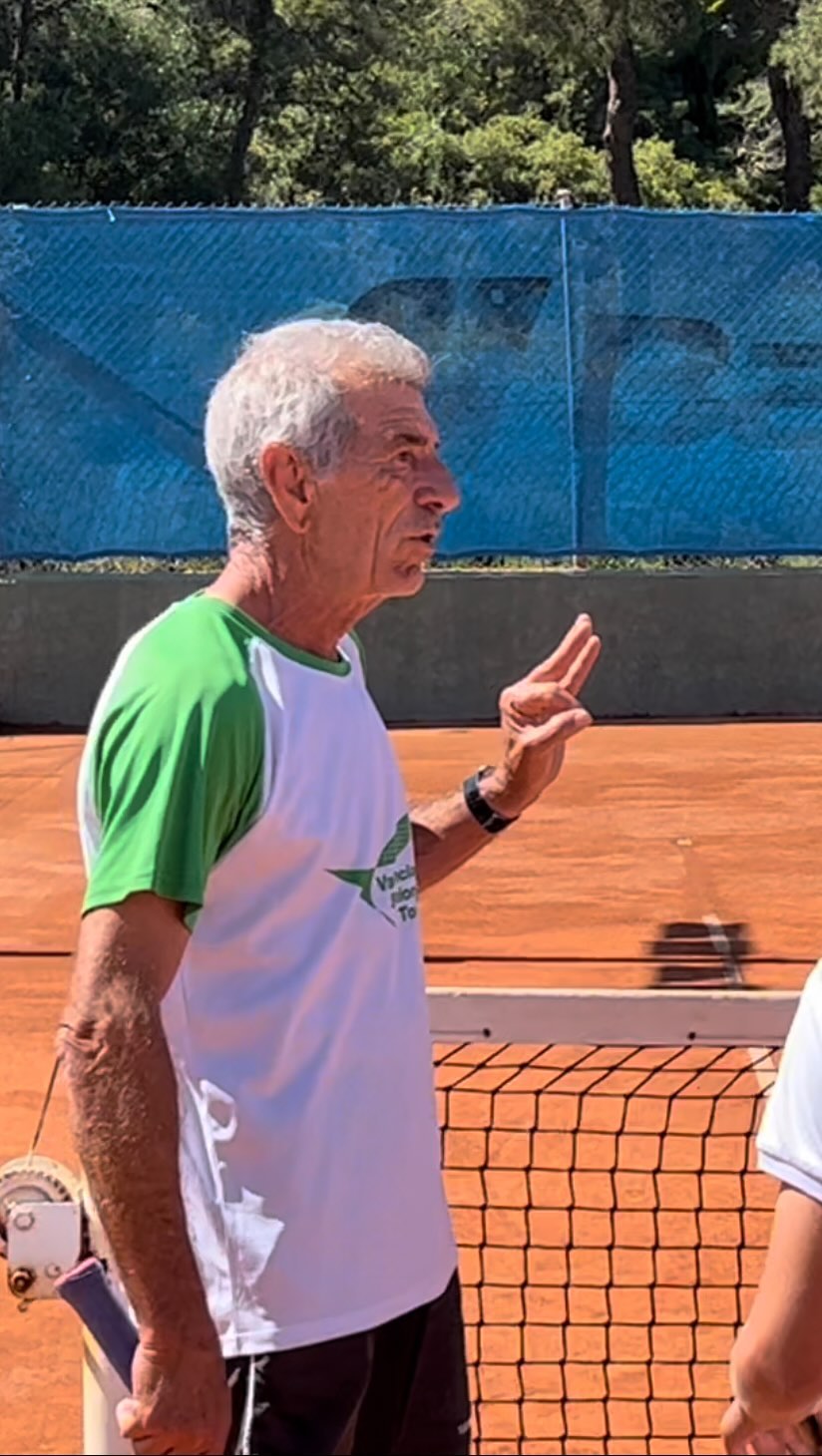 Charla de @marianopeinado1 🎓🎾 #disciplina #actitud #tenis #peinadotennisacademy #lospinos #javea